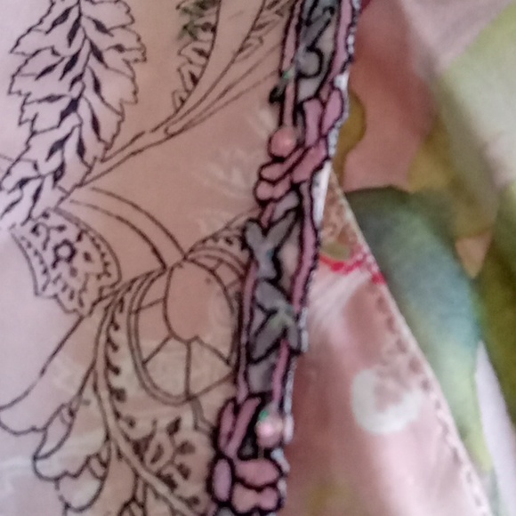 A Happy Camper Bundle of eclectic clothes for the family. - Picture 13 of 16